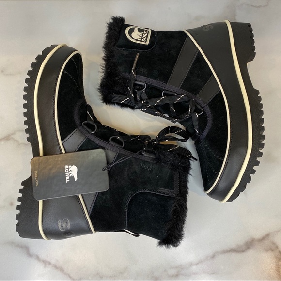 SOREL Tivoli II Suede Black Snow Boot With Fur - Picture 9 of 14